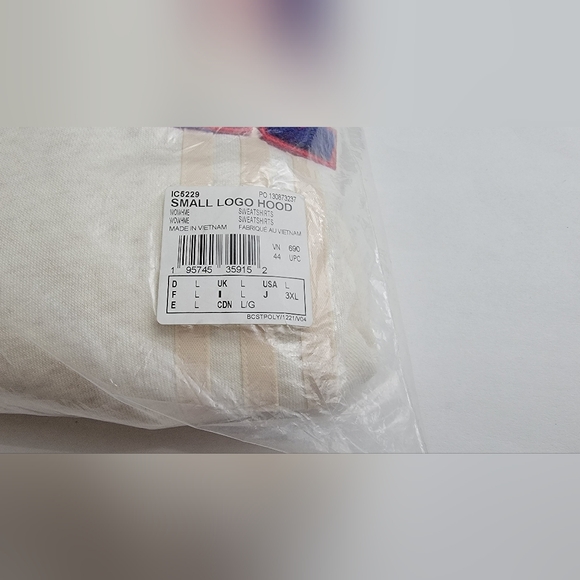 Adidas Originals Women's Small Logo Pullover Hoodie / Wonder White, Large - Picture 6 of 9